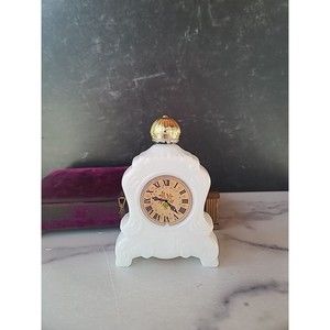 Avon Leisure Hours Charisma Foaming Bath Oil 5oz Empty